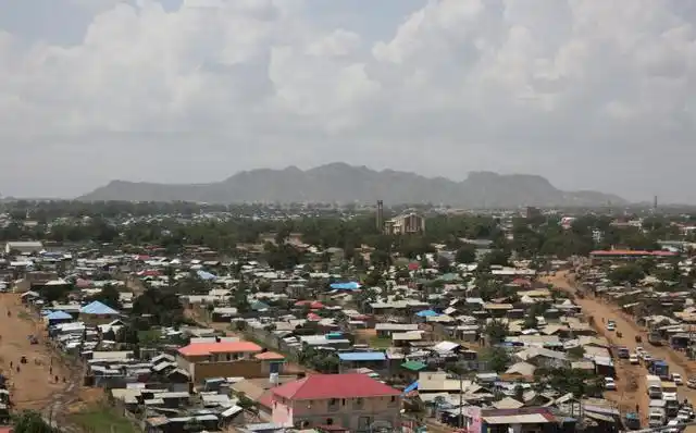 苏丹南部地区也不能十分稳定,但是随着在南苏丹朱巴举行的和平谈判