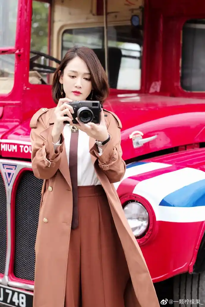 她是《王子变青蛙》中的率真女孩叶天俞,是《命中