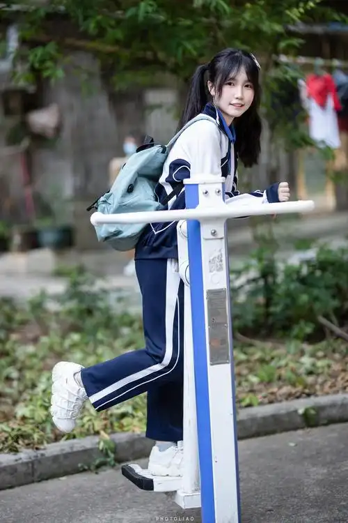 高一生深圳校服少女写真校服真的是最青春的存在呀出镜柒柒