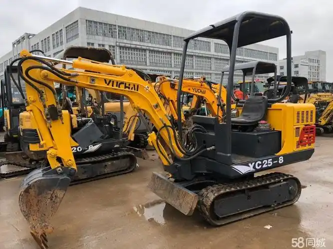 挖掘机-玉柴重工-二手小挖机20 25微挖破碎 - 工程车 - 郑州58同城