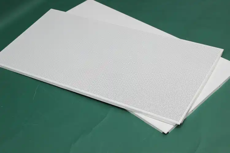 广东欧佰厂家 600*1200白色铝天花扣板 办公楼 室内吊顶铝方板