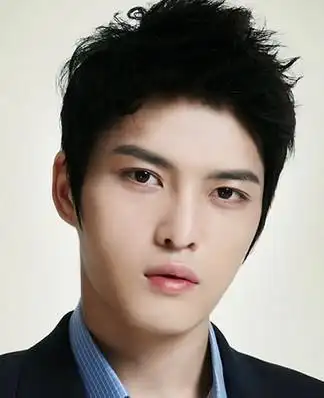 金在中军中给家人写信