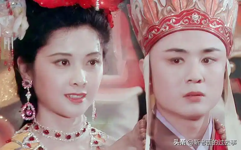 其实参演《西游记》的时候,徐少华已经结婚了,朱琳也早就结了婚并且