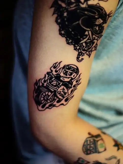 经典oldschool黑豹