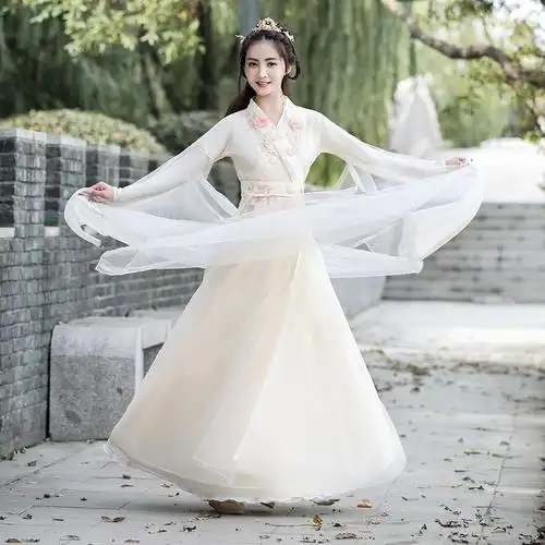 汉服女小个子古风