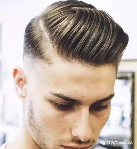最新undercut潮男发型两边铲男生短发