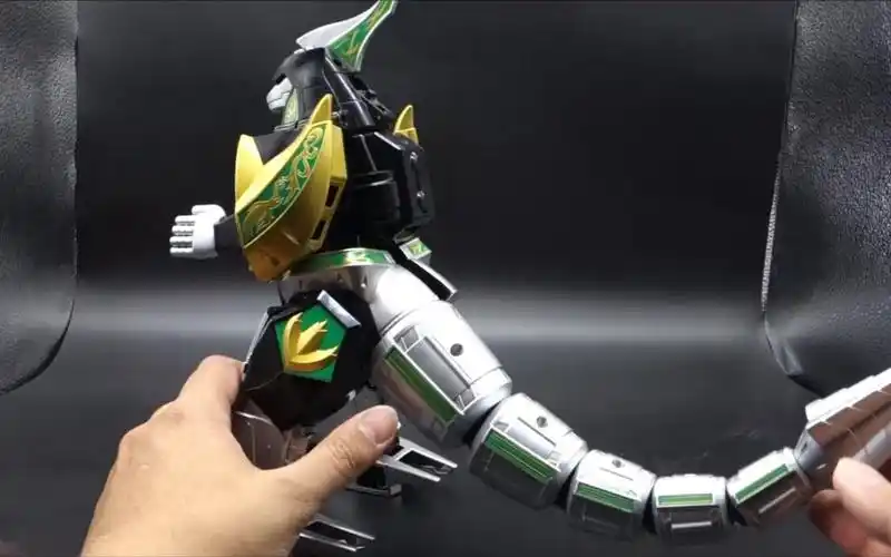 恐龙战队 大龙神合体 刚龙神 龙神凯撒