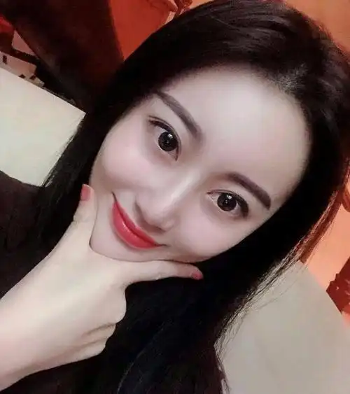 看看这几位明星的双眼皮,整得非常成功