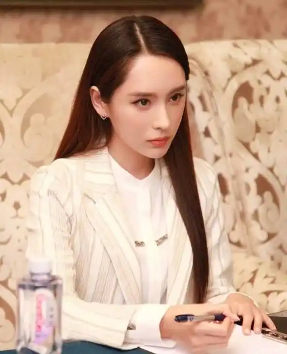 张熙媛的美照,你喜欢第几张呢?