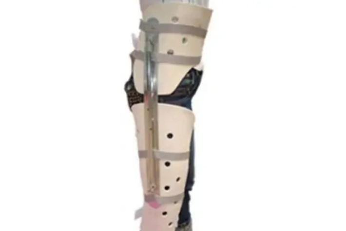 先天性髋关节脱位矫形器