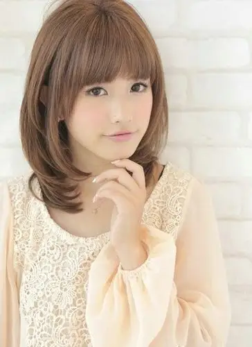 直发梨花头披肩发发型女明星都喜欢的漂亮发型