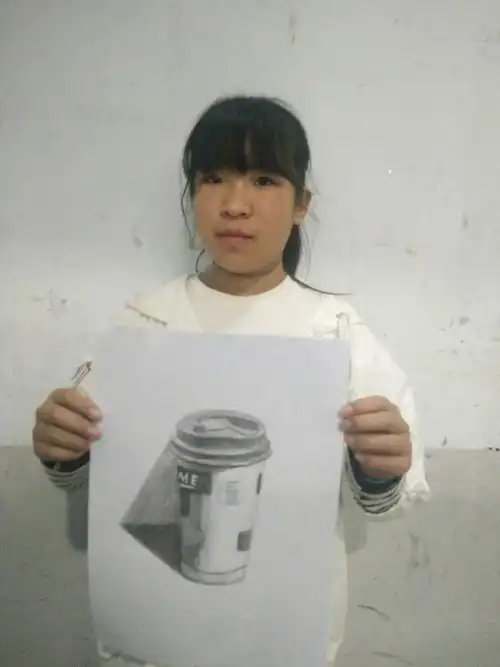 素描——奶茶杯