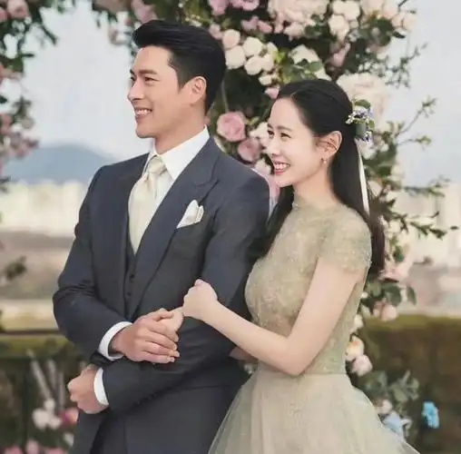 玄彬孙艺珍婚礼现场高清照