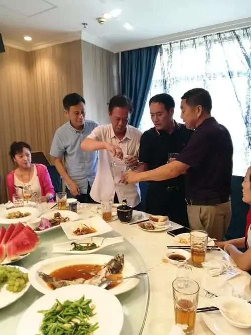 老朋友相聚在一起真好!