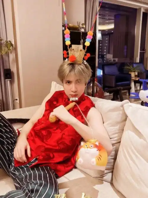 薛之谦儿子小雪糕好会搭啊哈哈哈