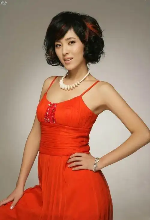 胡静经纪人13167166615