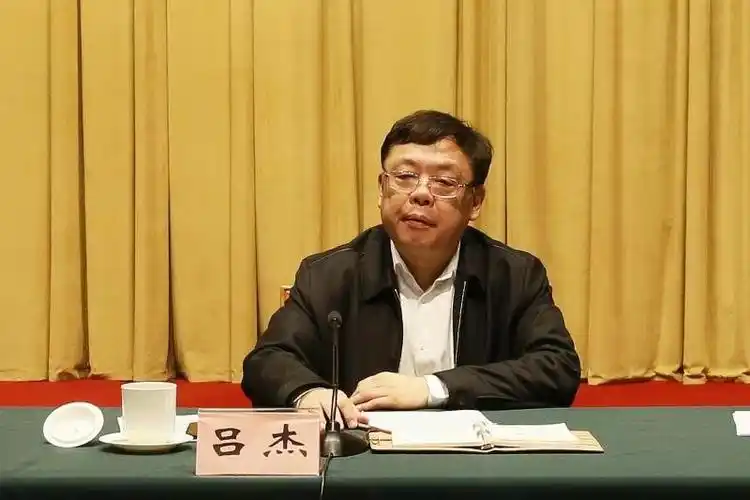 济南市建筑工程质量安全扬尘治理工作推进会召开 治尘