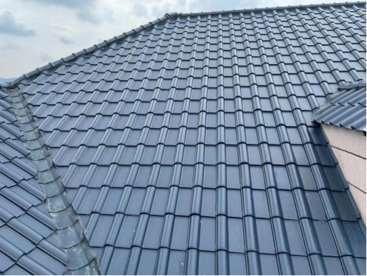 别墅琉璃瓦屋顶如何施工?