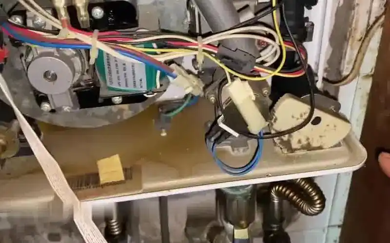 前锋热水器显示a8故障图具体原因有哪几个