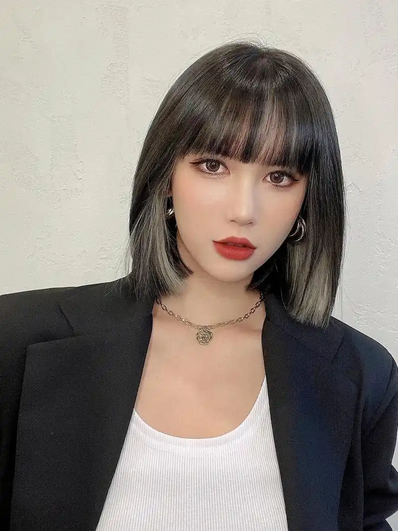 lisa同款 锁骨短发 超a 这款发型姐们超a超减龄有没有  - 抖音