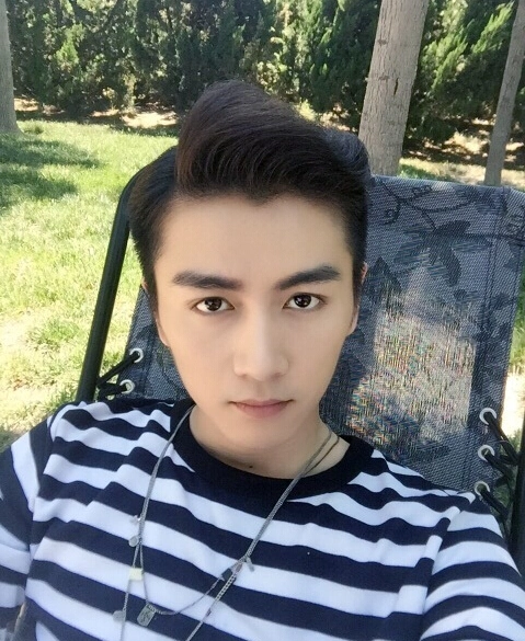 陈晓看上去为什么那么丧