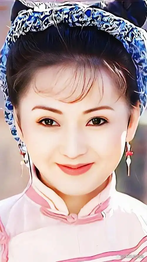 不知大家是否还记得电视剧《还珠格格》里的香妃,她是一个浑身散发着