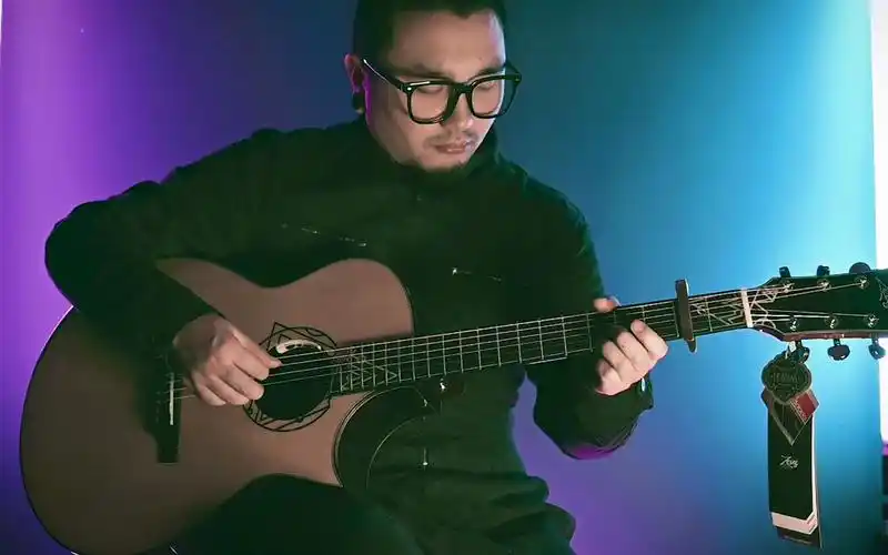 【山下音乐】一首情感强烈的日式指弹吉他曲,小松原俊《passion》 宙