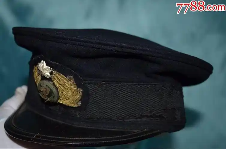 二战时期日本海军军官盖帽大檐帽