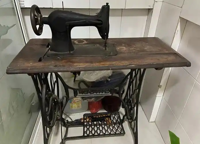 天津地区转让老缝纫机老古董一百多年了