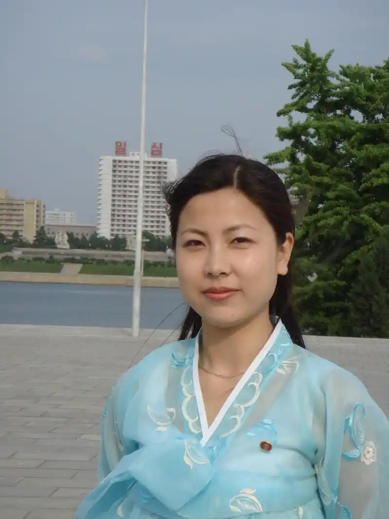 朝鲜姑娘有多美?看看中国小伙相机里的朝鲜妹子!