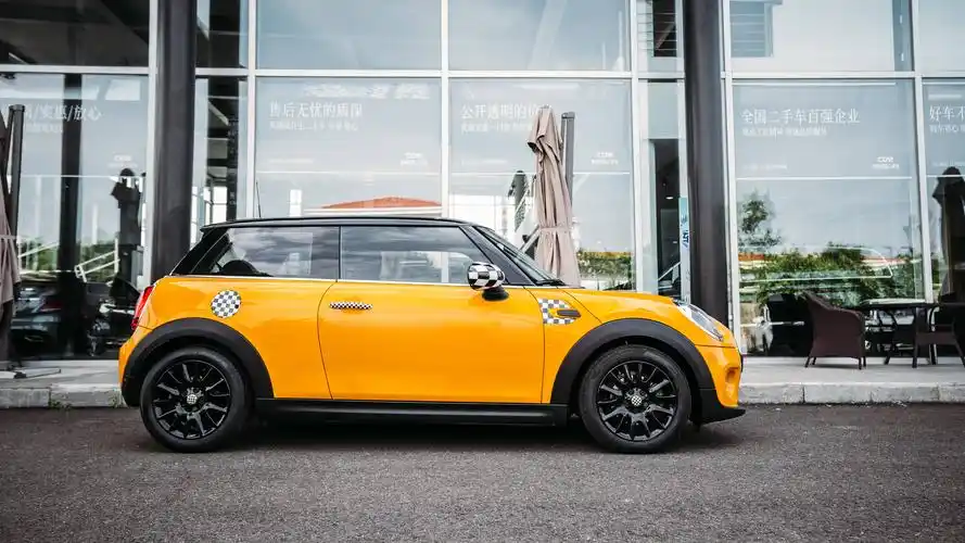 萌爆了小仙女们心动了吗适合你们的可爱萌系车型来了mini15tcooper