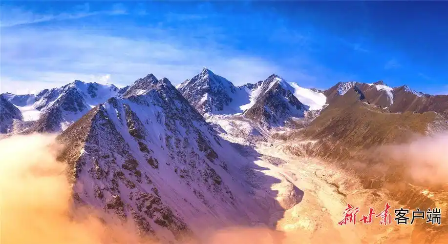 肃南县巴尔斯雪山