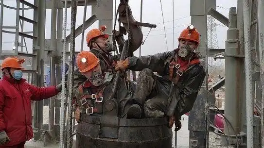 地心营救逆向而行的煤炭人,你的样子真美