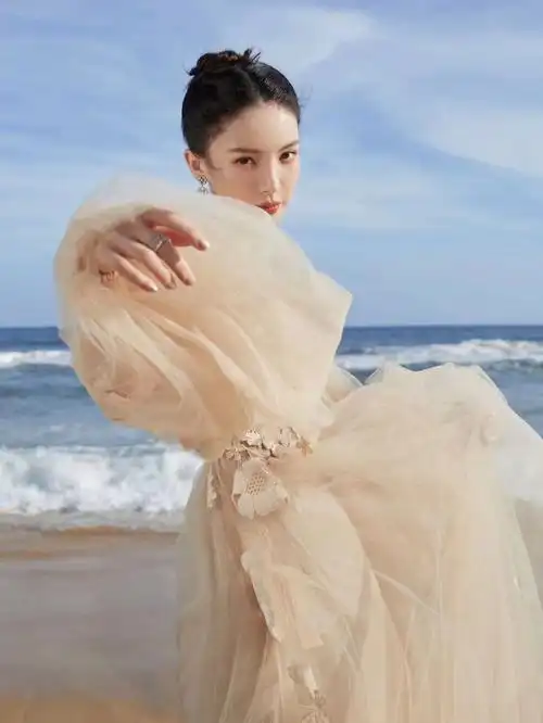 仙气撩人的金晨