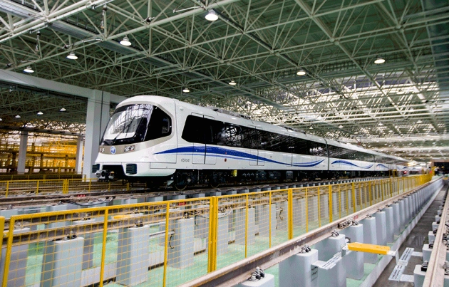 宁波地铁5号线车辆亮相