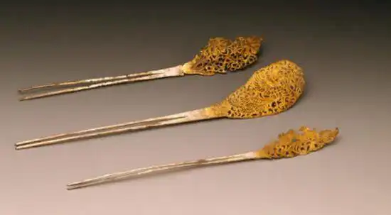 "武媚娘"头上戴的都是啥?