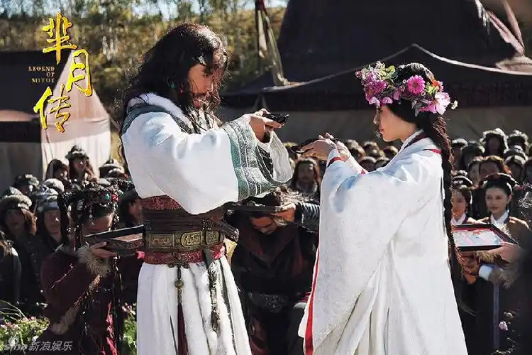 芈月传高云翔孙俪大婚剧照 白色盛装仪式感十足(组图)