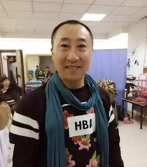 赵本山徒弟张小光车祸去世 今年出车祸的明星真多