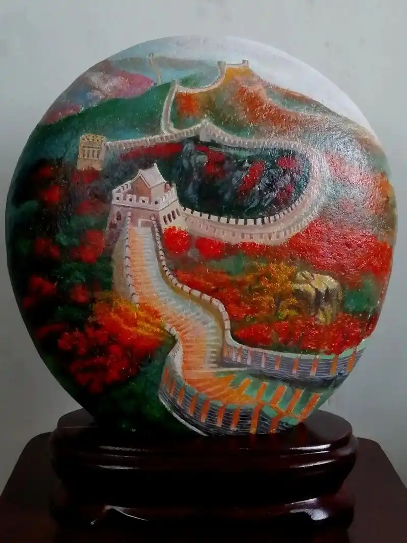 每日一画《长城》石头画《长城》作品,石材取自长江石,该石石型 - 抖