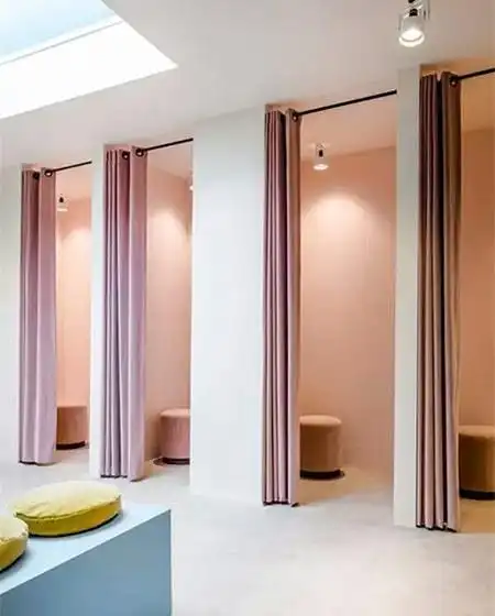 小清新服装店试衣间装修1/10