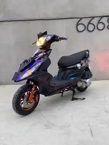 二手雅马哈鬼火125cc改装星空战速踏板燃油助力摩托车省油代步