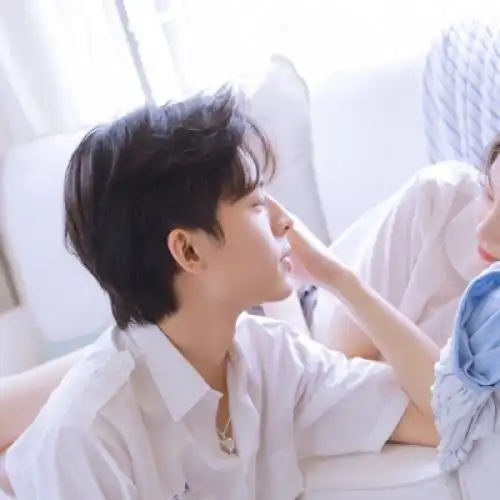 很干净的情侣头像浪漫唯美最适合小情侣使用的