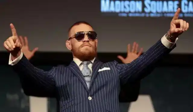 7,康纳是一位人权激进分子,他是一位不管肤色,宗教,性别,坚决拥护全民