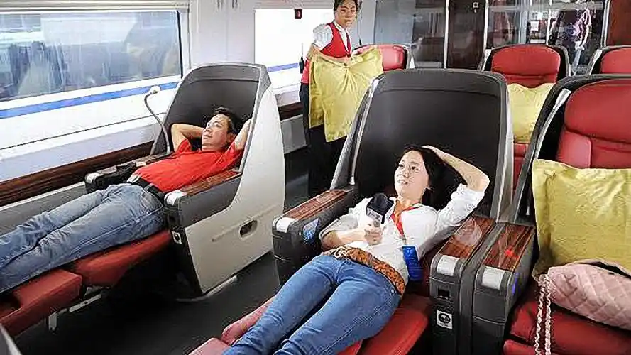 动车一等座和二等座的区别 高铁动车一等座和二等座的区别