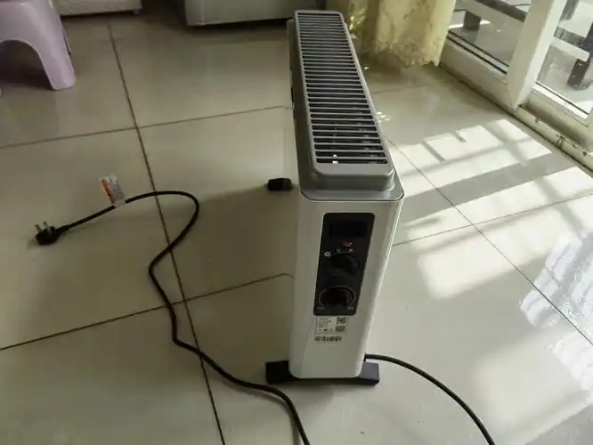 快热炉电暖气家用小型卧室办公室对衡节能省电速热欧式快热炉暖风机