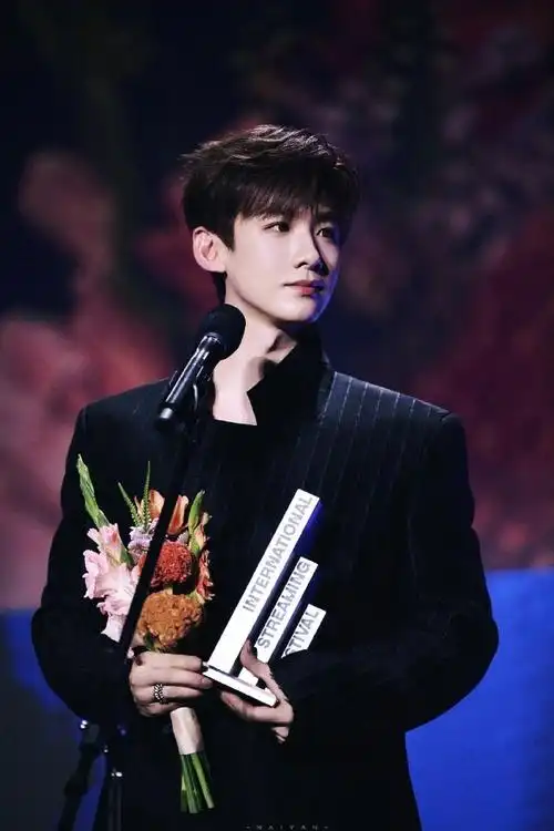 白敬亭釜山电影节生图##白敬亭