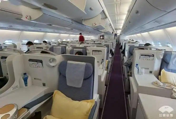 票价1k多的公务舱之旅广州飞成都a380双层大飞机真过瘾