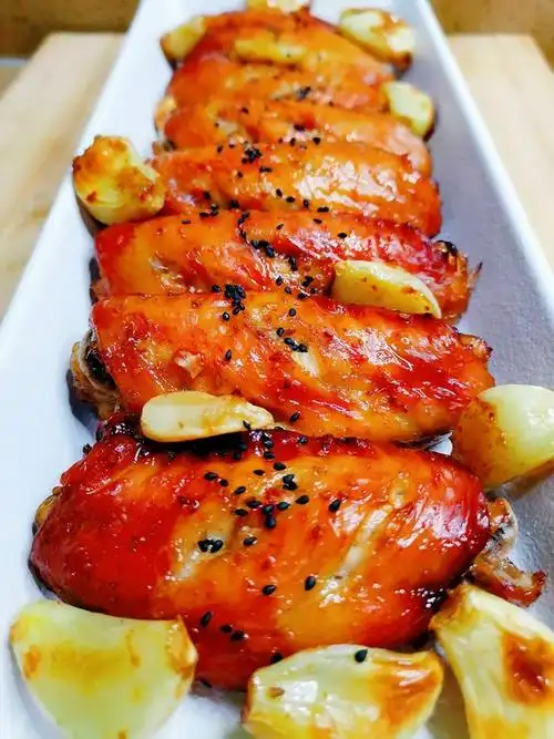 金银蒜香烤鸡翅