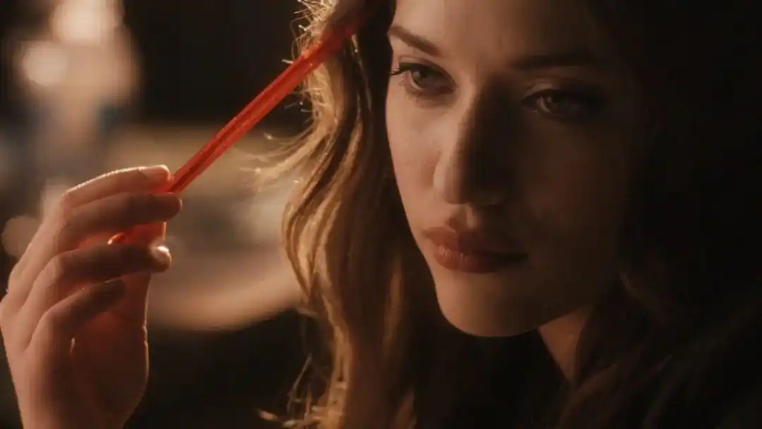 可甜可御有胸有颜这样性感的人间尤物绝对值得我们去爱