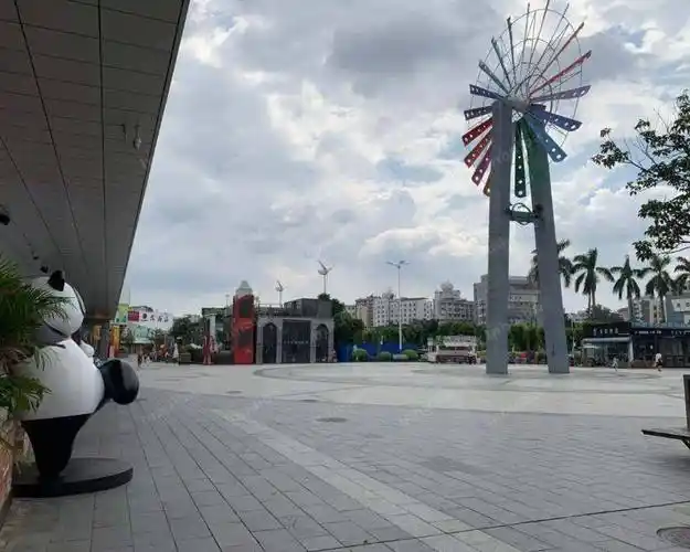 广州5号停机坪购物广场 - 风车广场相册4